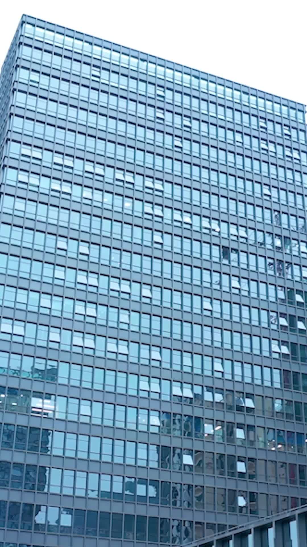 الحلقة 47 - رحلة طيران من عام 1976